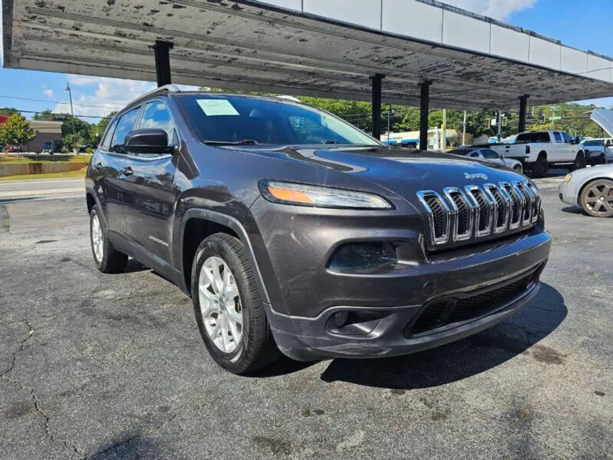 2015 Jeep Cherokee Latitude photo 1