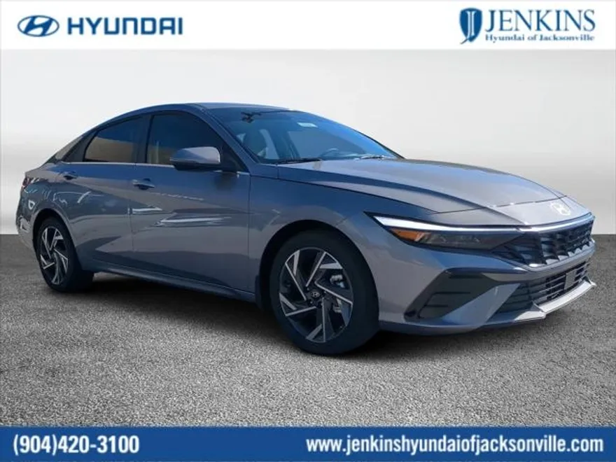 2025 Hyundai Elantra Limited photo 1