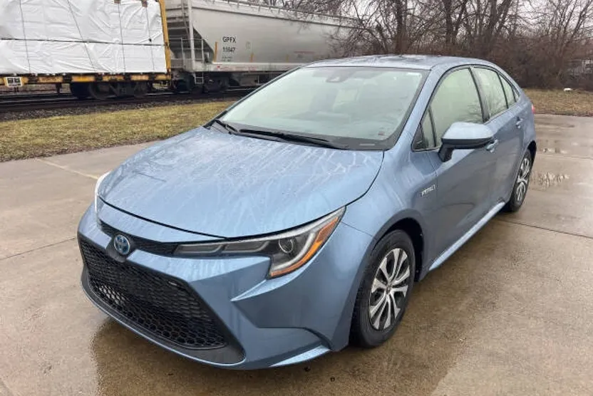 2021 Toyota Corolla Hybrid LE photo 1