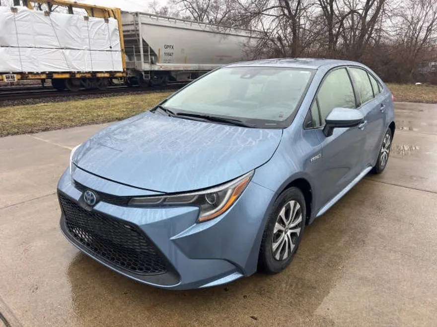 2021 Toyota Corolla Hybrid LE photo 1