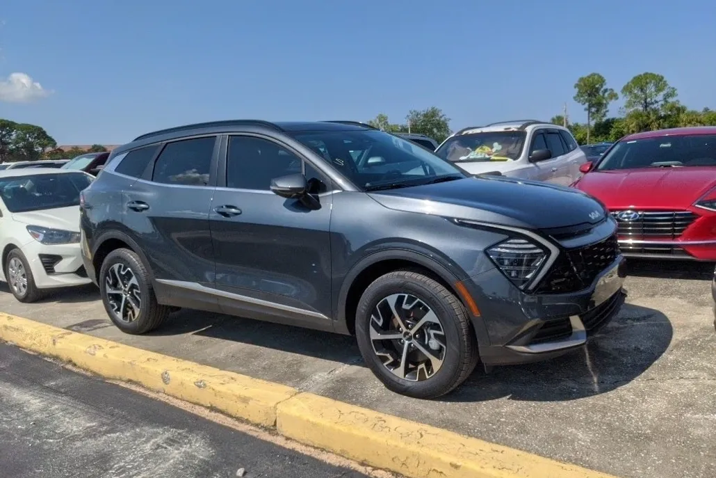 2024 Kia Sportage Hybrid EX photo 1