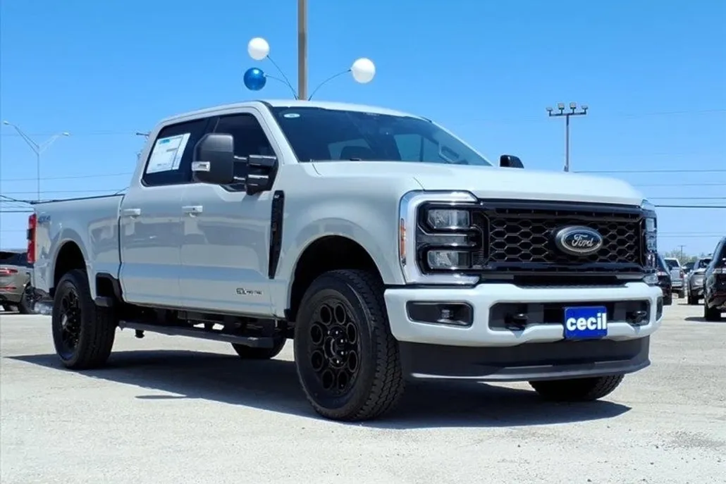2025 Ford F-250 XLT photo 1