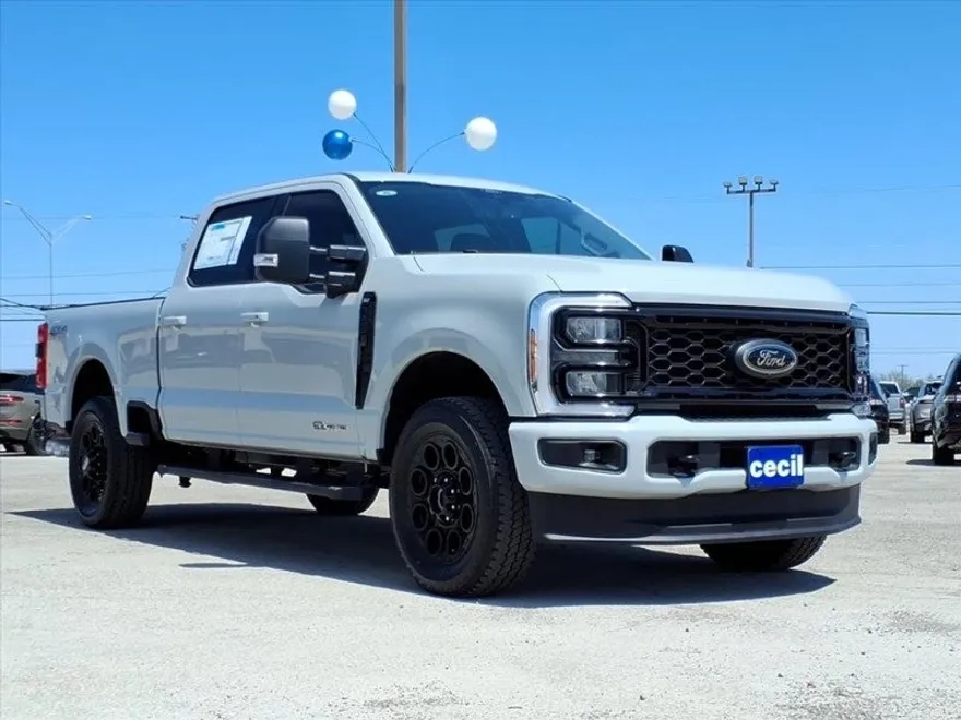 2025 Ford F-250 XLT photo 1