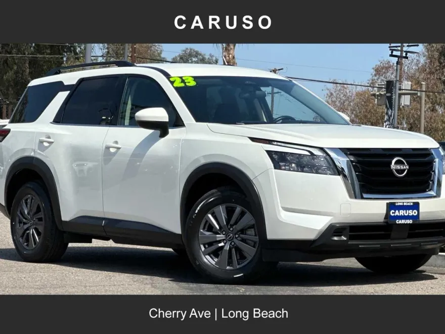 2023 Nissan Pathfinder SV photo 1
