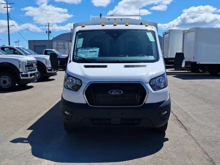 2024 Ford Transit Chassis Cutaway photo 1