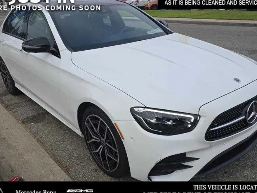 2022 Mercedes Benz E 350 photo 1