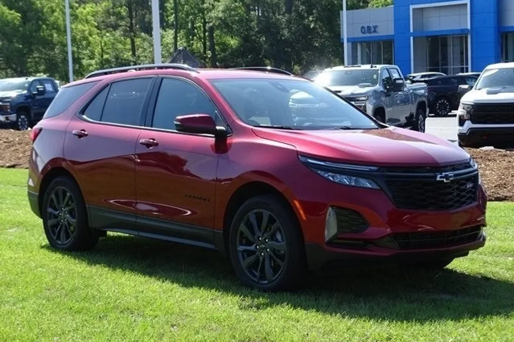 2024 Chevrolet Equinox RS photo 1