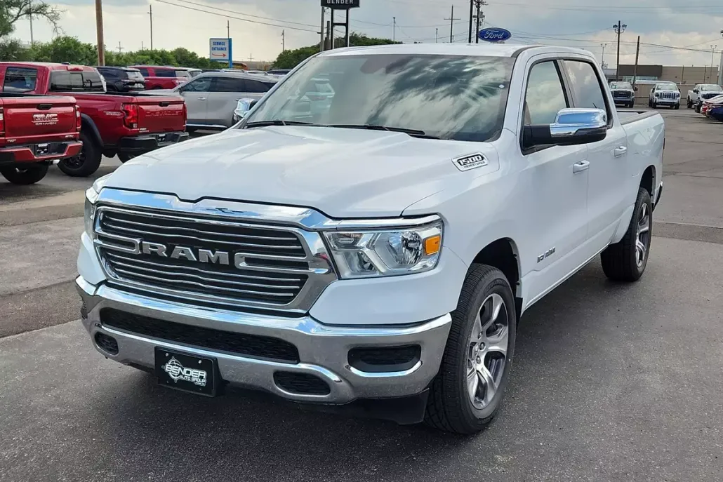 2024 Ram 1500 Laramie photo 1