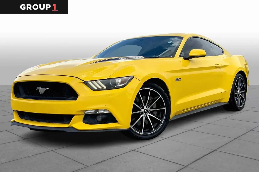 2017 Ford Mustang GT photo 1