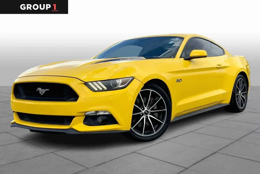 2017 Ford Mustang GT photo 1