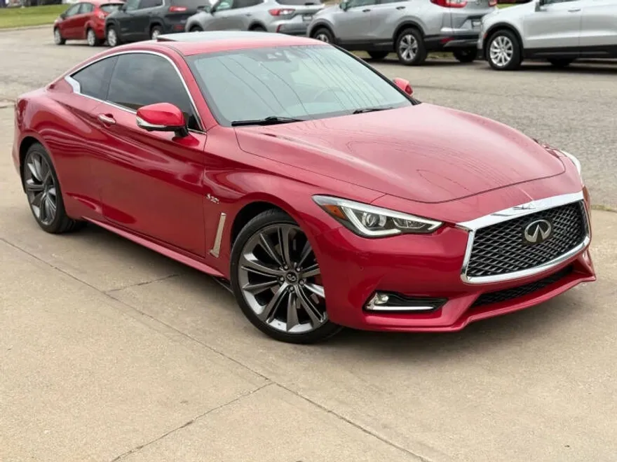 2018 Infiniti Q60 Red Sport 400 photo 1