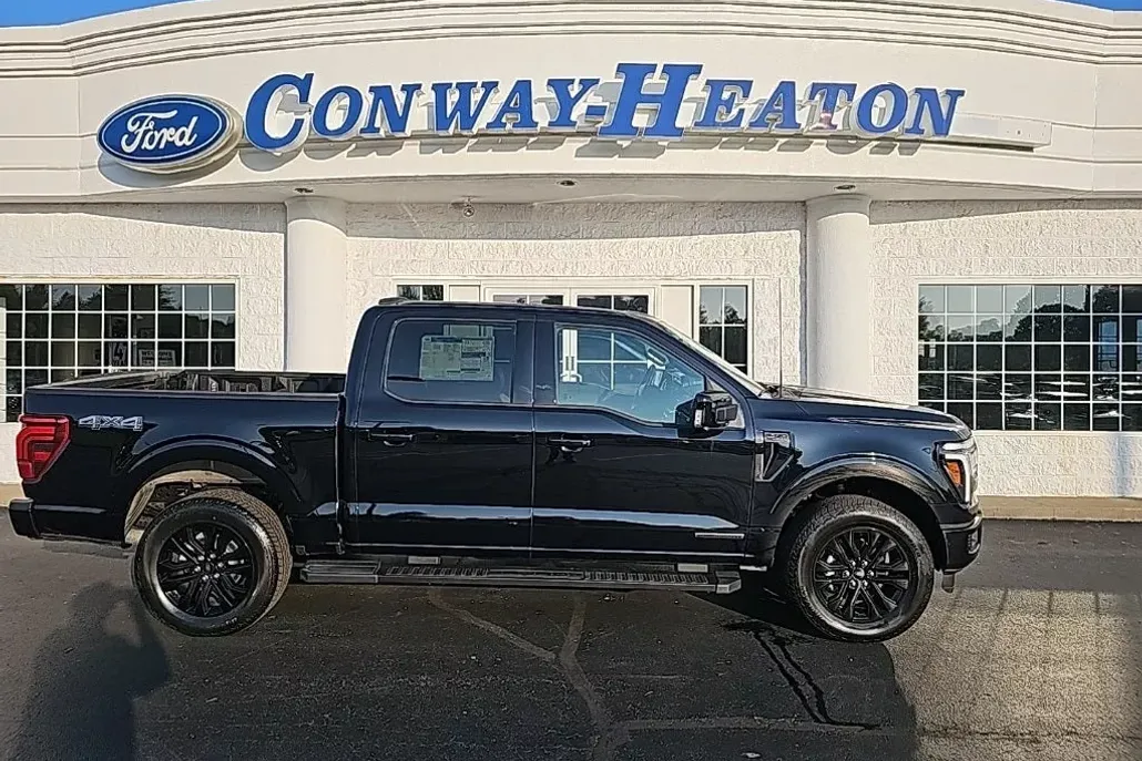 2025 Ford F-150 Lariat photo 1