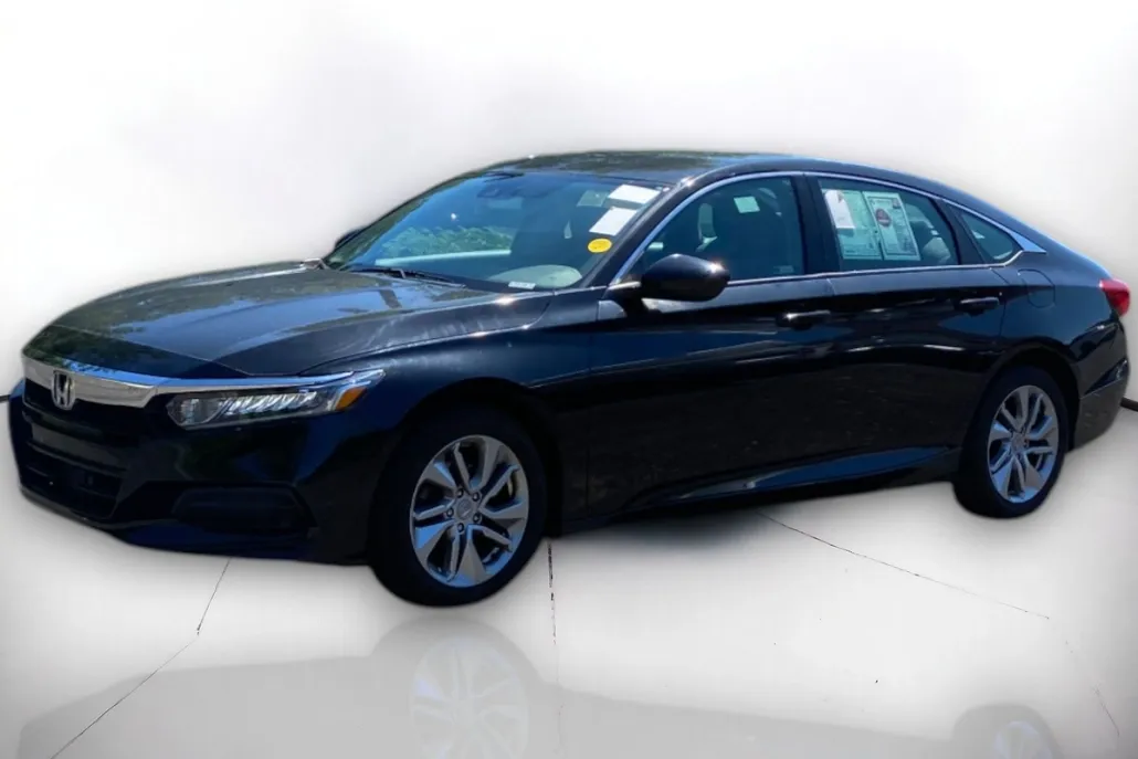 2019 Honda Accord LX 1.5T photo 1