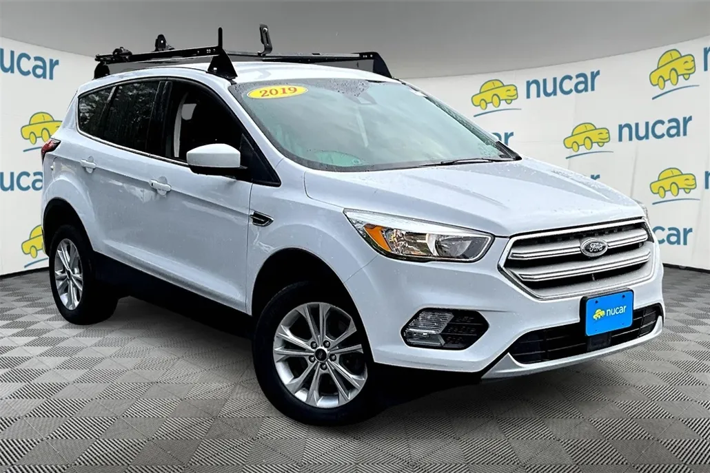 2019 Ford Escape SE photo 1