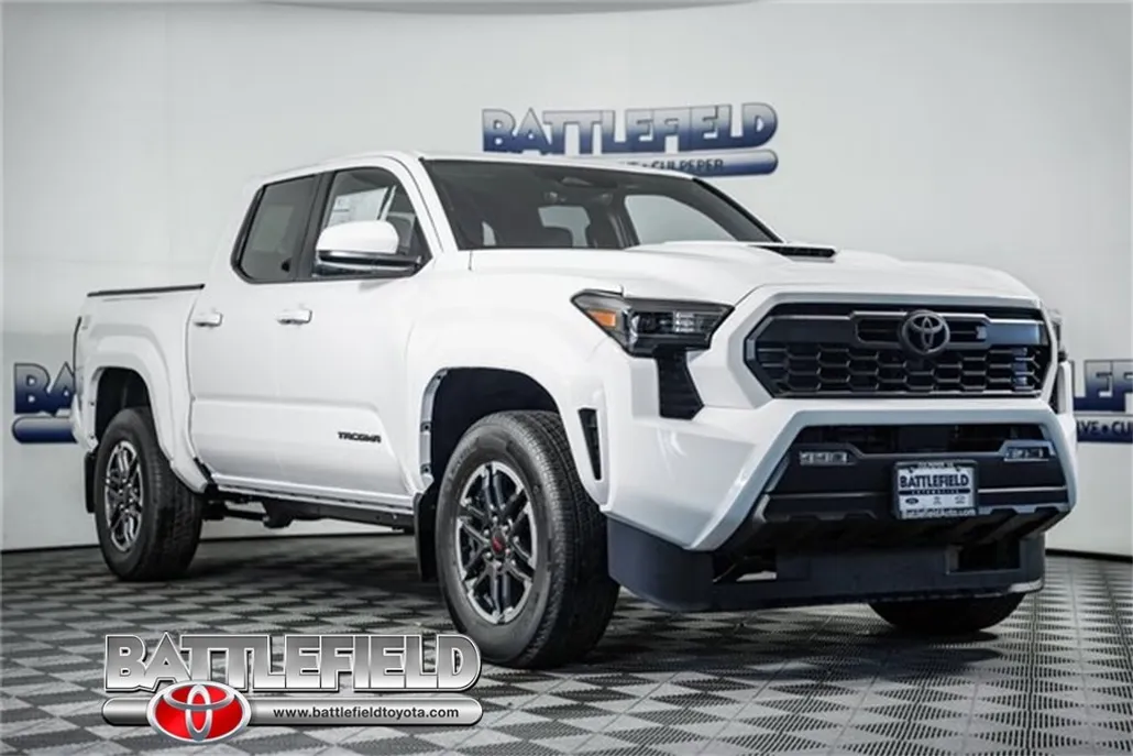 2025 Toyota Tacoma TRD Sport 4x4 Double Cab photo 1