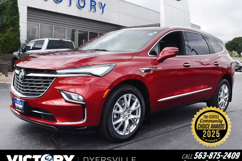 2023 Buick Enclave Premium photo 1