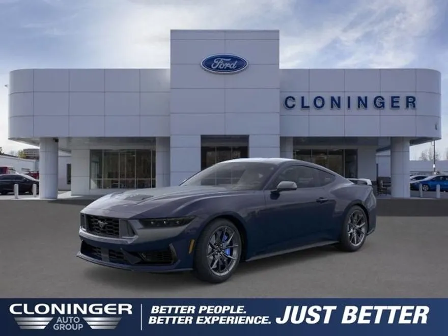 2025 Ford Mustang Dark Horse photo 1