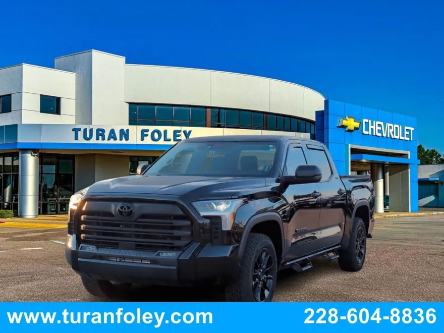 2023 Toyota Tundra SR5 photo 1
