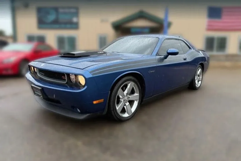 2010 Dodge Challenger R/T photo 1