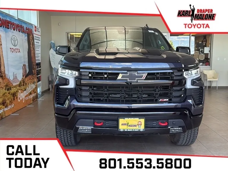 2024 Chevrolet Silverado 1500 LT Trail Boss photo 1