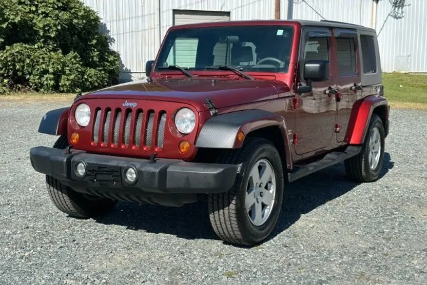 2007 Jeep Wrangler Unlimited Sahara Sport photo 1