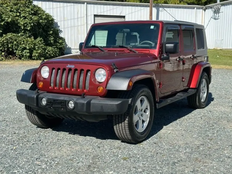 2007 Jeep Wrangler Unlimited Sahara Sport photo 1