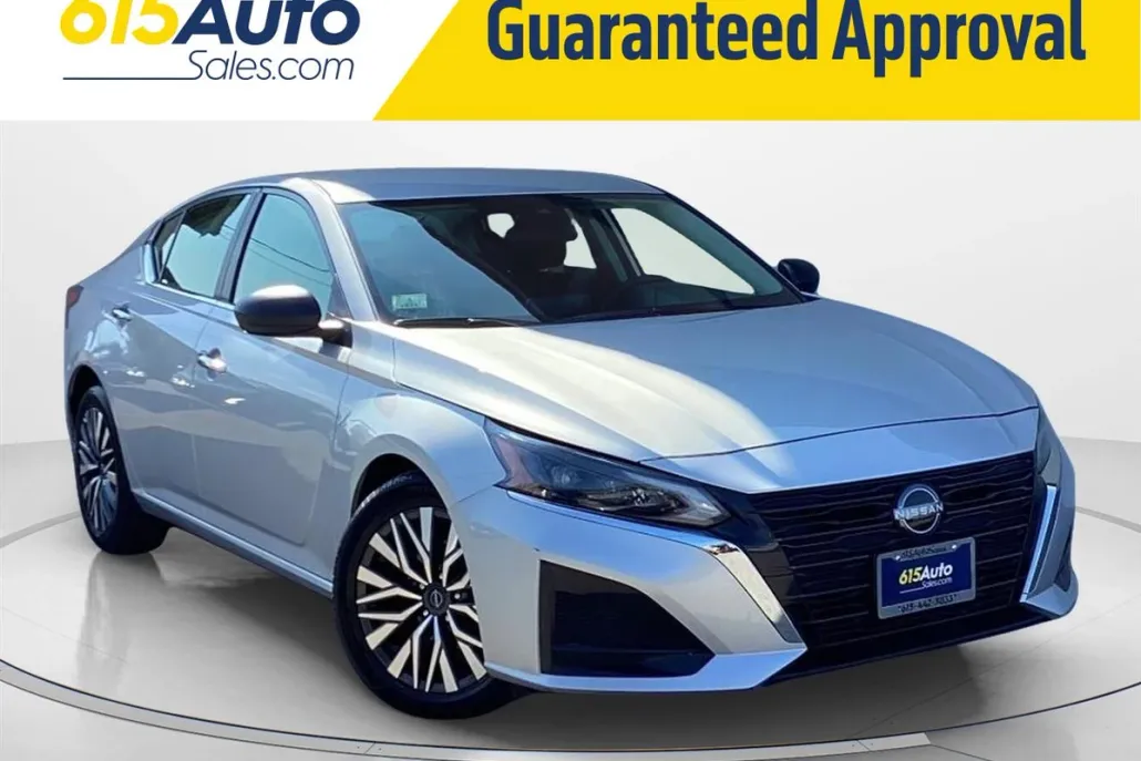 2024 Nissan Altima 2.5 SV photo 1
