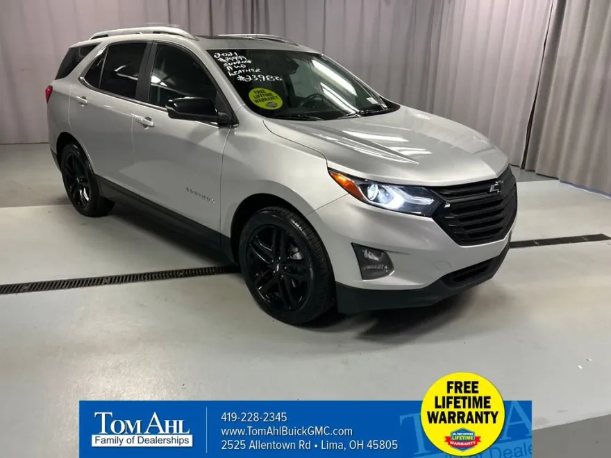 2021 Chevrolet Equinox LT photo 1