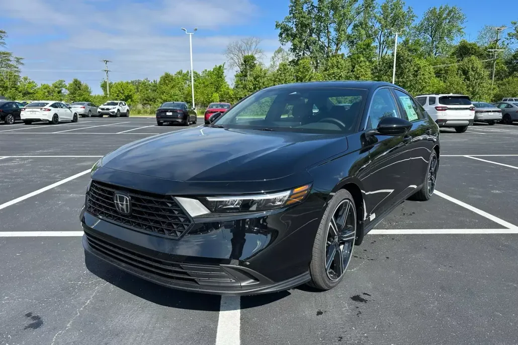 2025 Honda Accord Hybrid Sport photo 1
