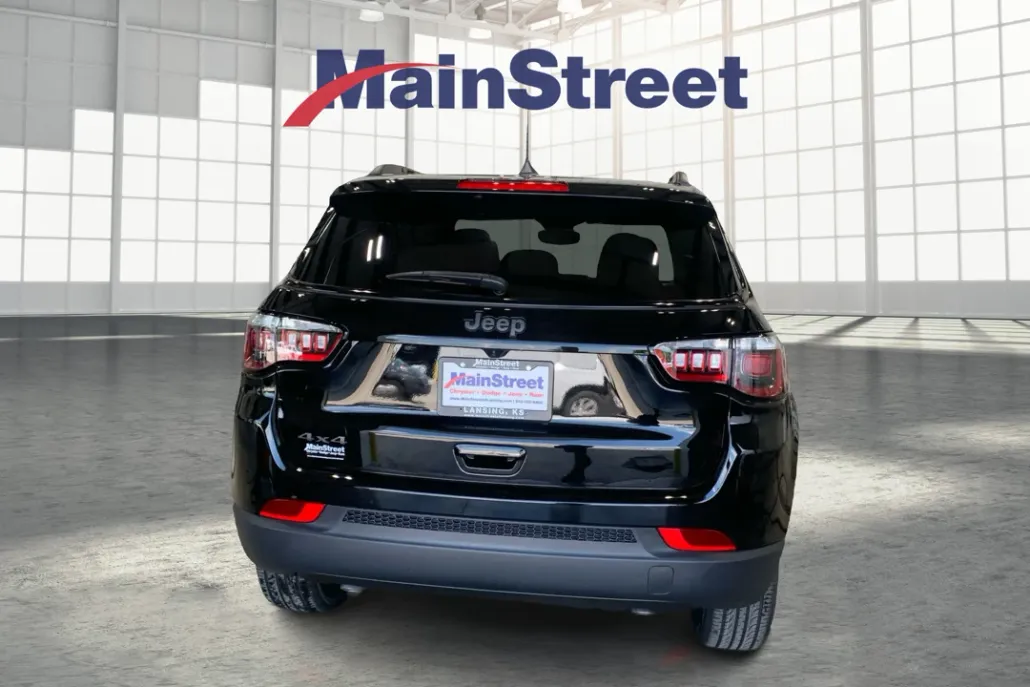 2025 Jeep Compass North Edition Latitude photo 1