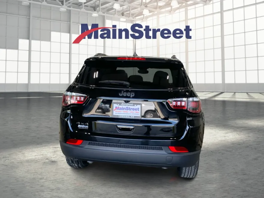 2025 Jeep Compass North Edition Latitude photo 1