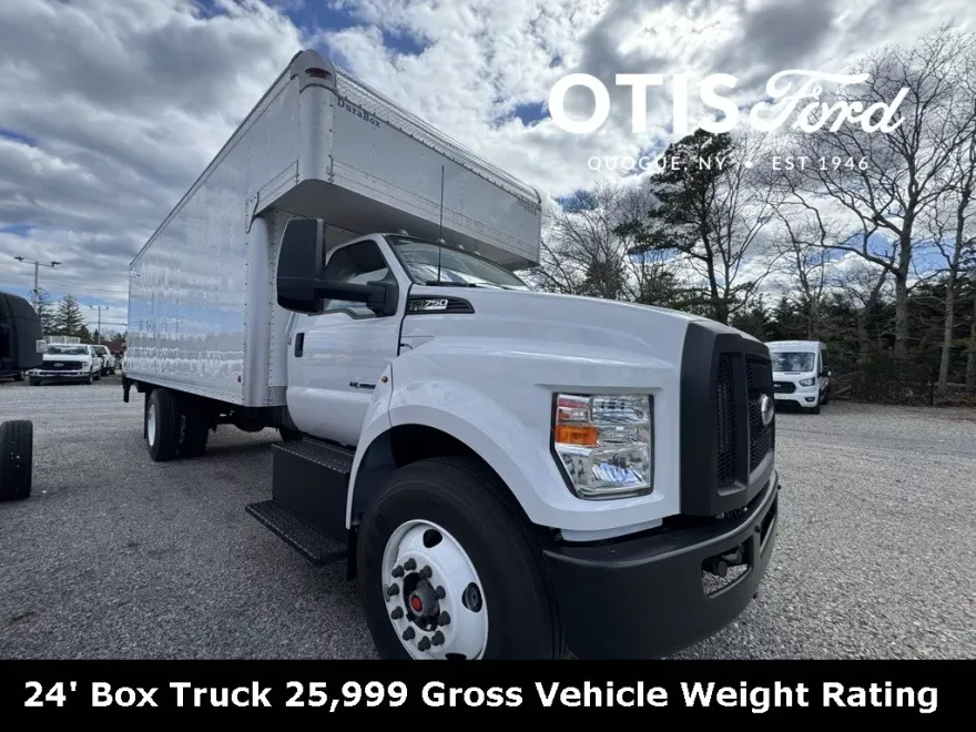 2025 Ford F-750 Base photo 1