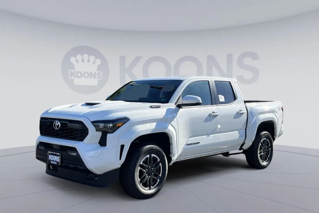 2025 Toyota Tacoma TRD Sport photo 1