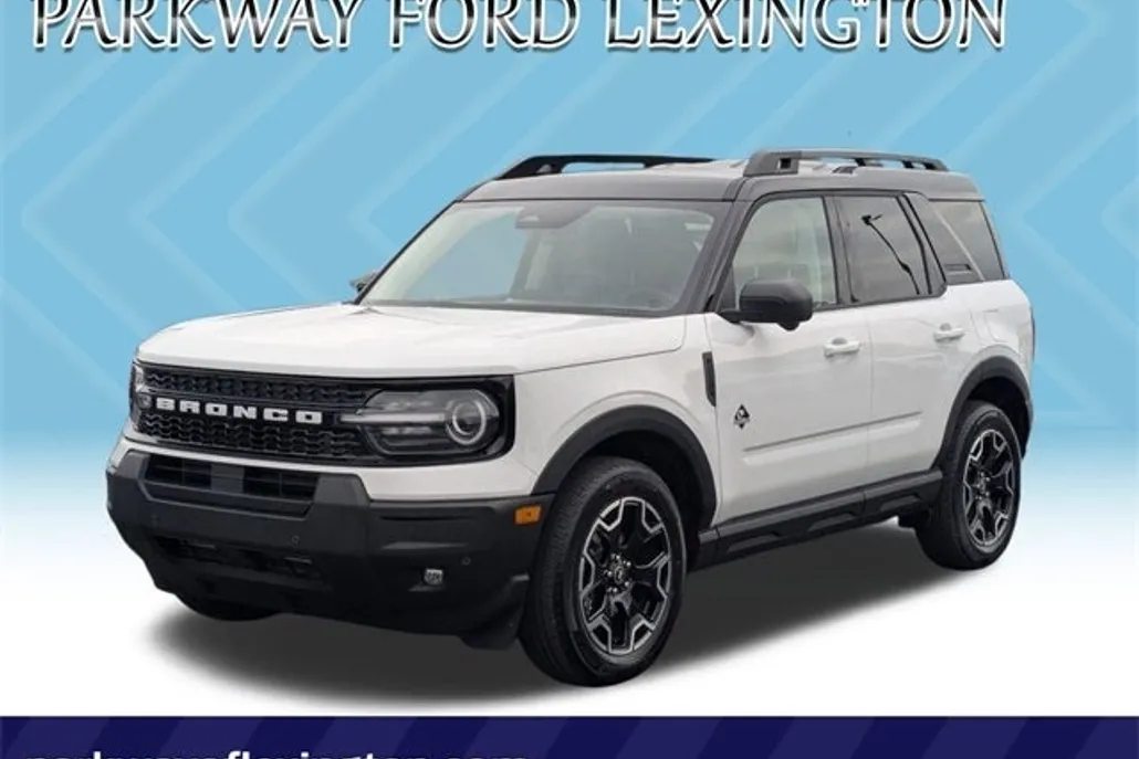 2025 Ford Bronco Sport Outer Banks photo 1
