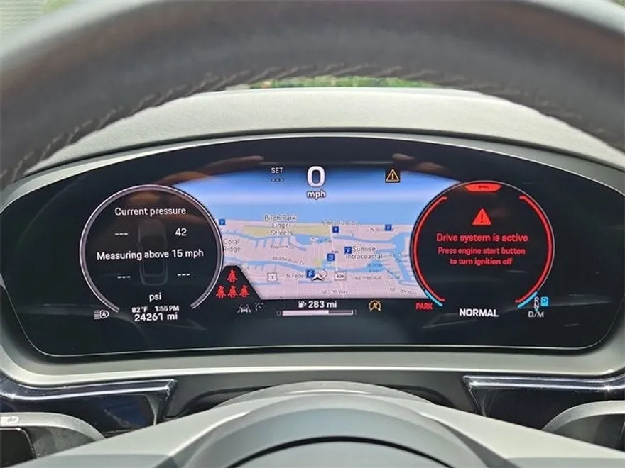 2024 Porsche Cayenne Base photo 22