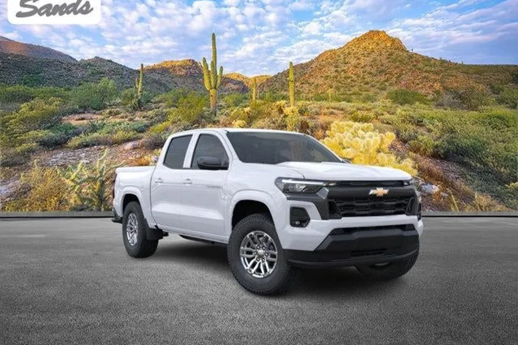 2026 Chevrolet Colorado LT photo 1