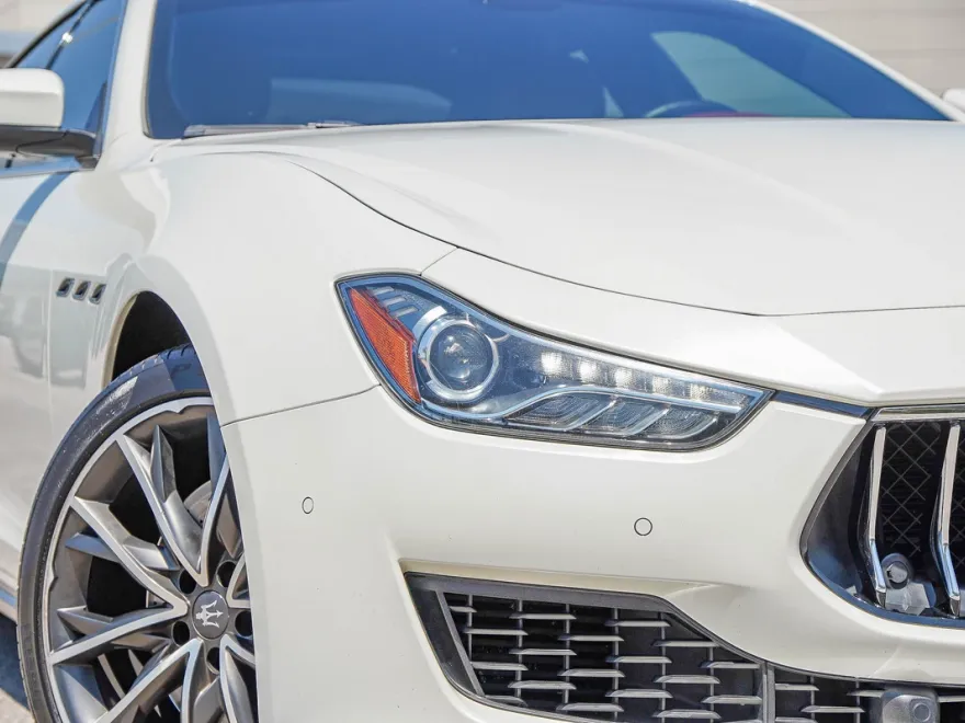 2019 Maserati Ghibli S photo 1