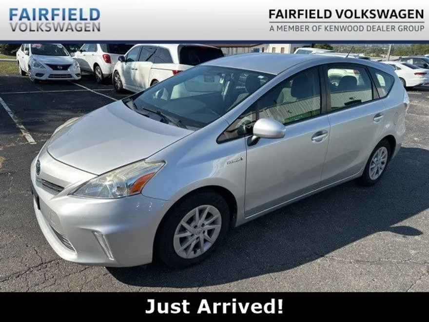 2014 Toyota Prius V Five photo 1
