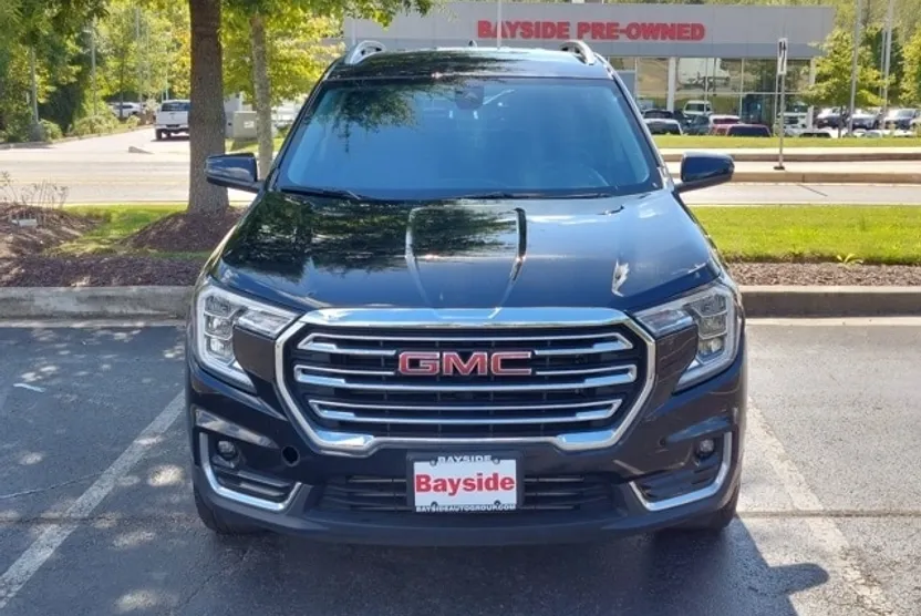 2024 Gmc Terrain SLT photo 1