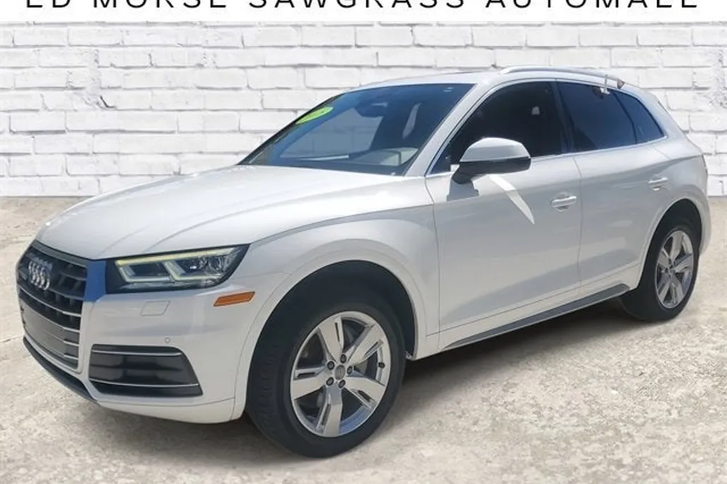 2018 Audi Q5 Premium Plus photo 1