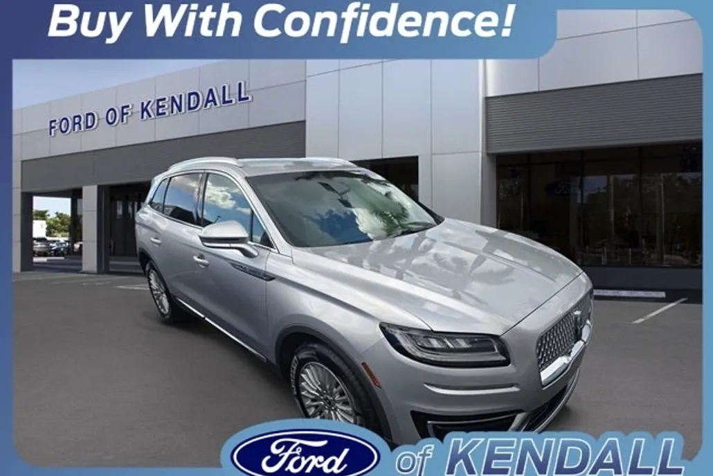 2019 Lincoln Nautilus Standard photo 1