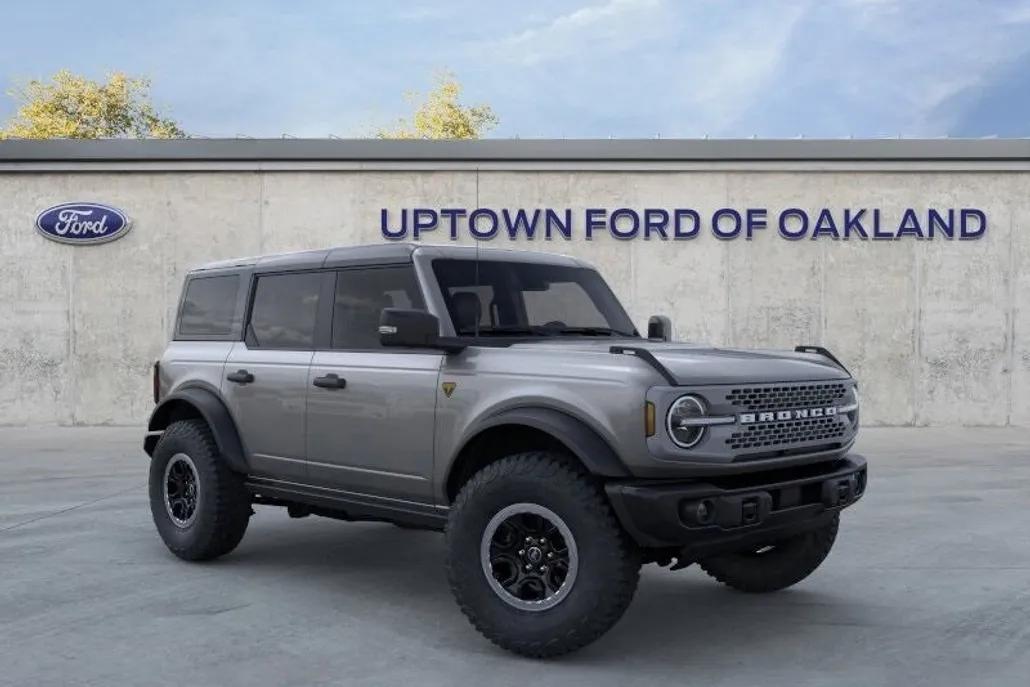 2025 Ford Bronco Badlands photo 1