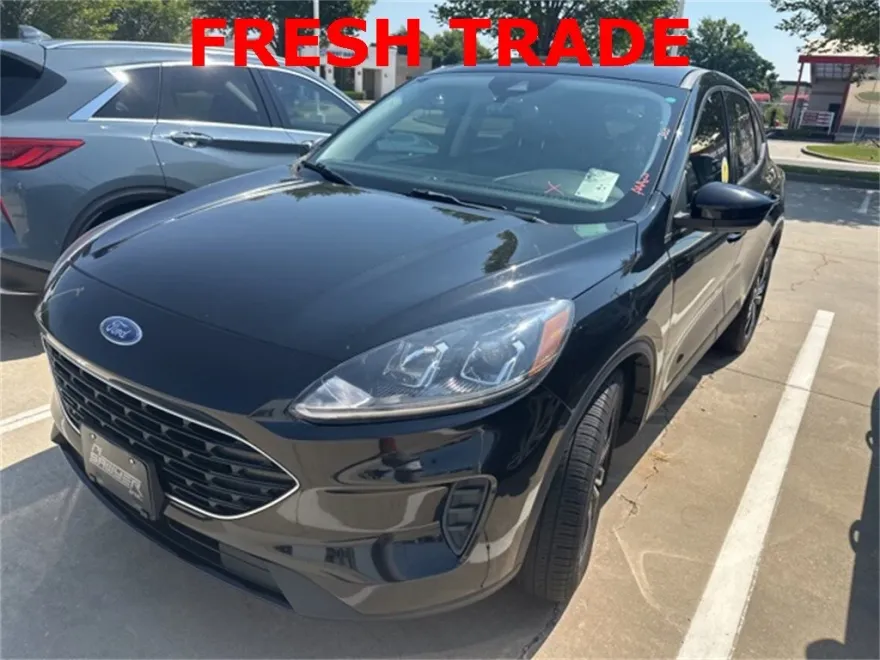 2022 Ford Escape SE photo 1