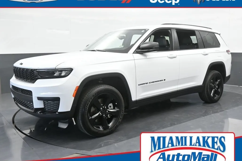 2024 Jeep Grand Cherokee Altitude photo 1