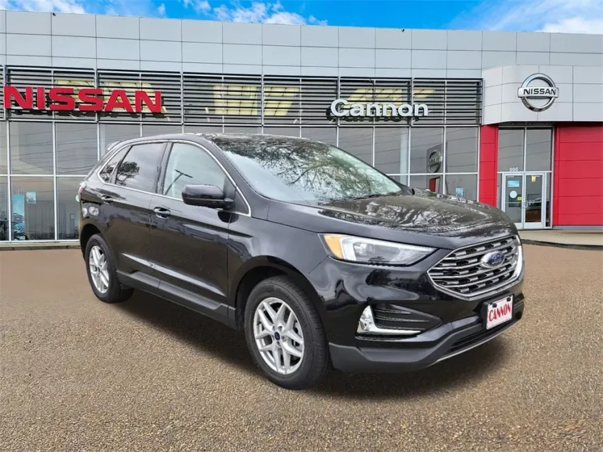 2022 Ford Edge SEL photo 1