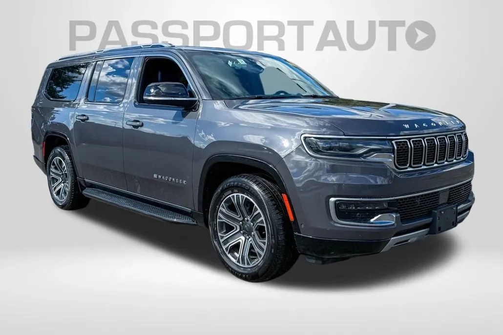 2024 Jeep Wagoneer L Series II photo 1