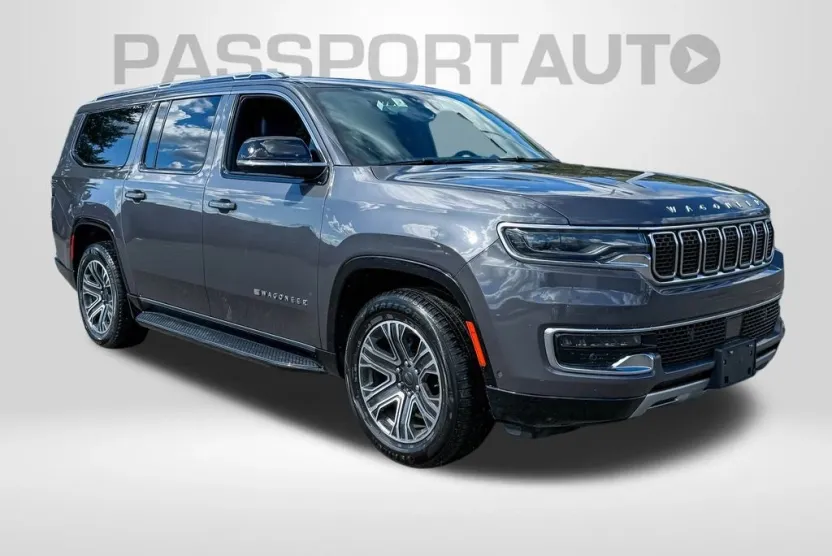 2024 Jeep Wagoneer L Series II photo 1