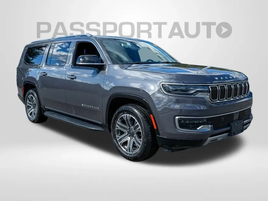 2024 Jeep Wagoneer L Series II photo 1