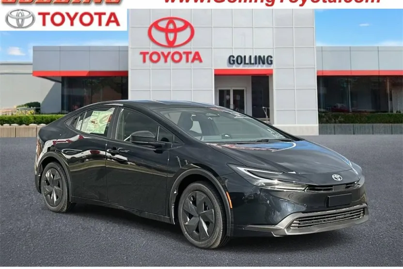 2025 Toyota Prius LE photo 1