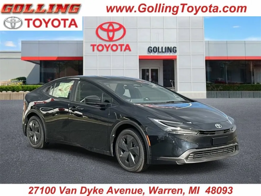 2025 Toyota Prius LE photo 1
